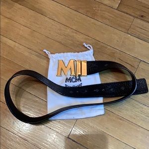 MCM Claus Golden Reversible Visetos/Saffiano Belt